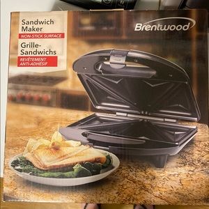 BNIB Brent wood sandwich maker